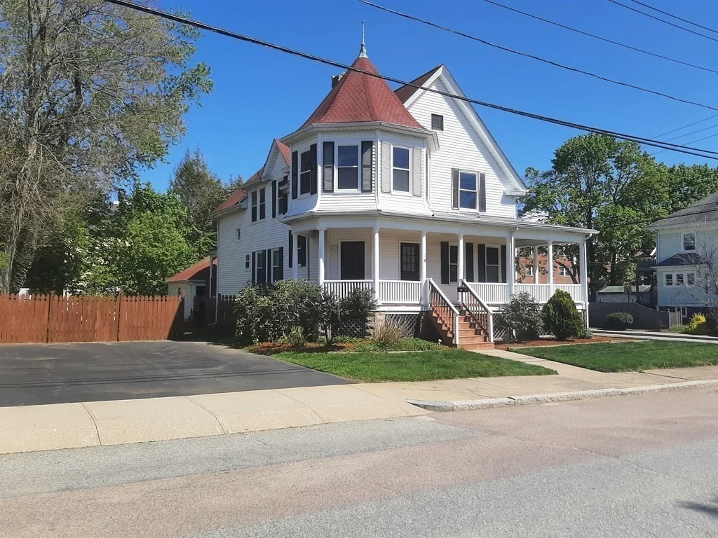 1 bed, 1 bath apartment for rent at 14 Tappan Unit 2R, Attleboro — photo 1 of 10