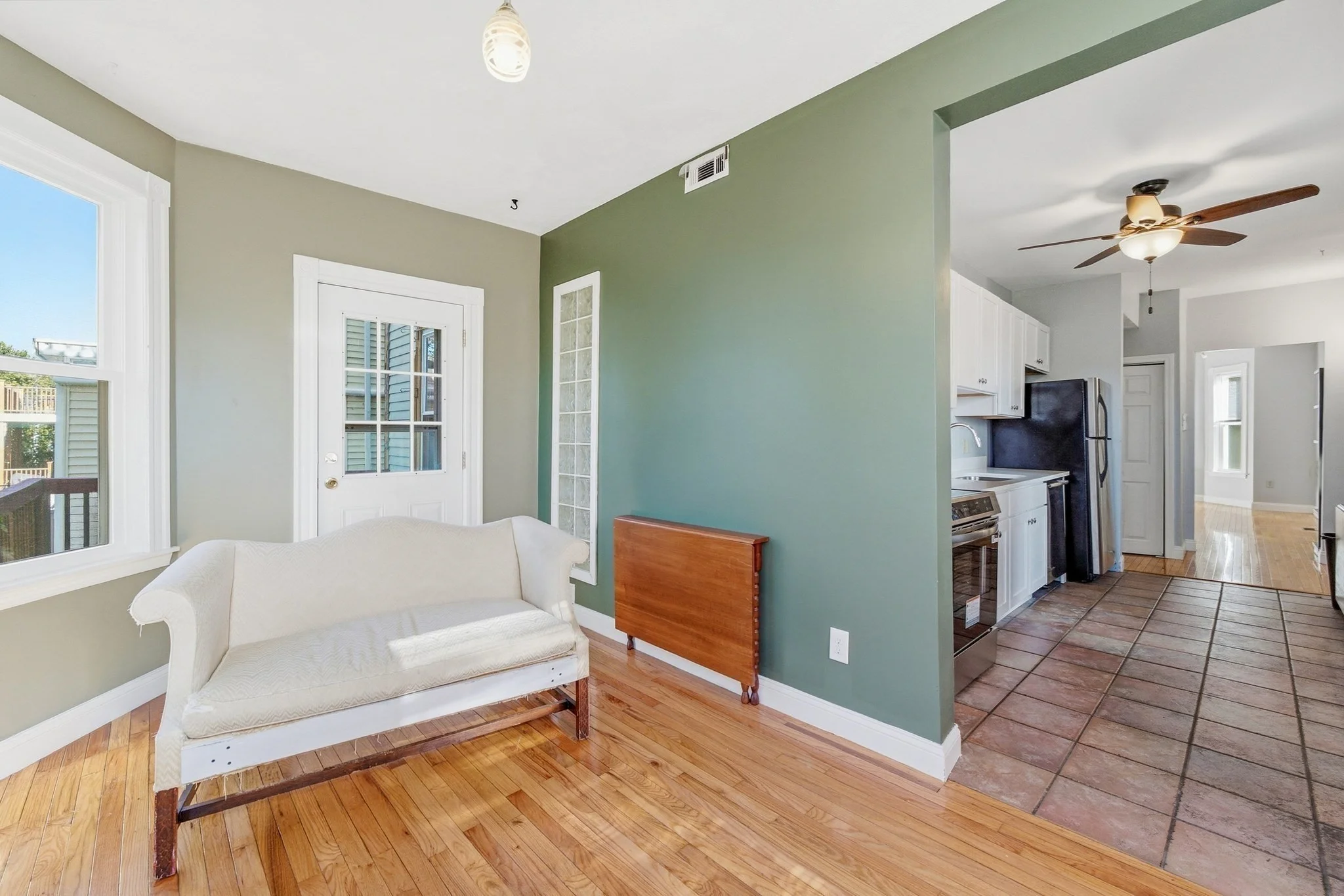 3 bed, 2 bath apartment for rent at 14 Thwing St Unit 1, Roxbury — photo 7 of 28