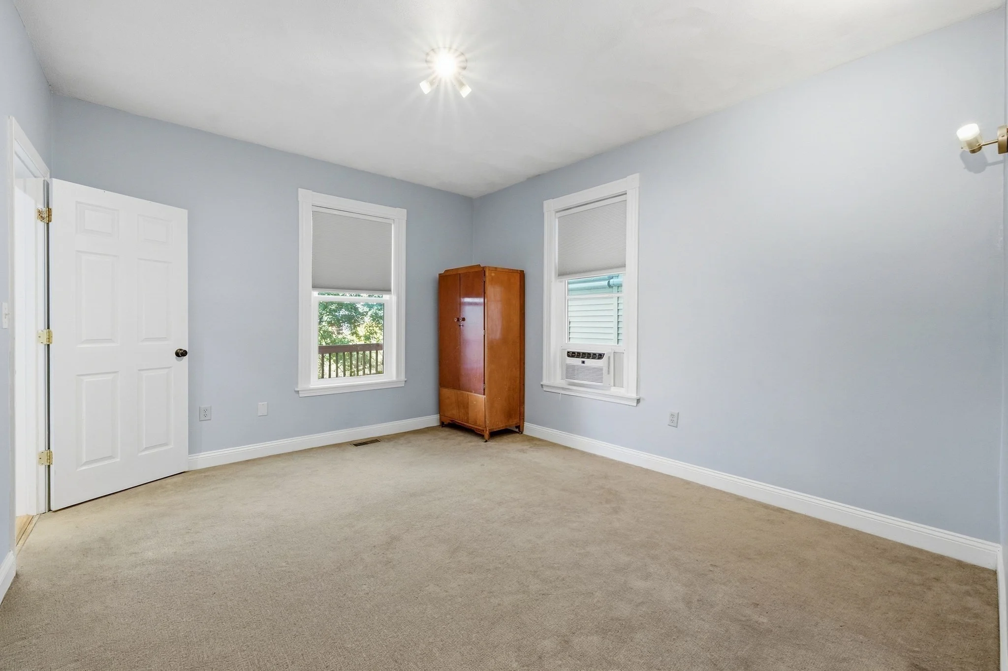 3 bed, 2 bath apartment for rent at 14 Thwing St Unit 1, Roxbury — photo 15 of 28