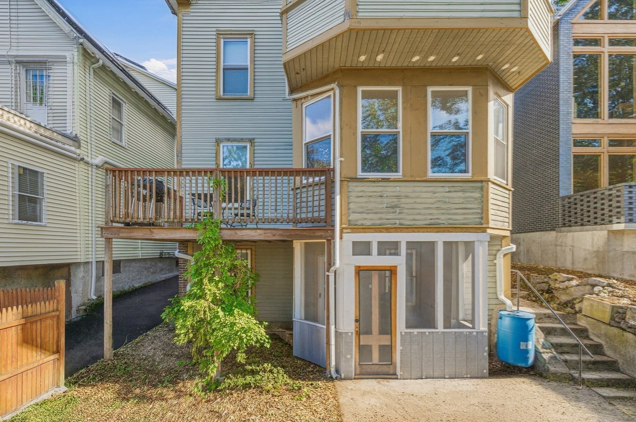 3 bed, 2 bath apartment for rent at 14 Thwing St Unit 1, Roxbury — photo 26 of 28