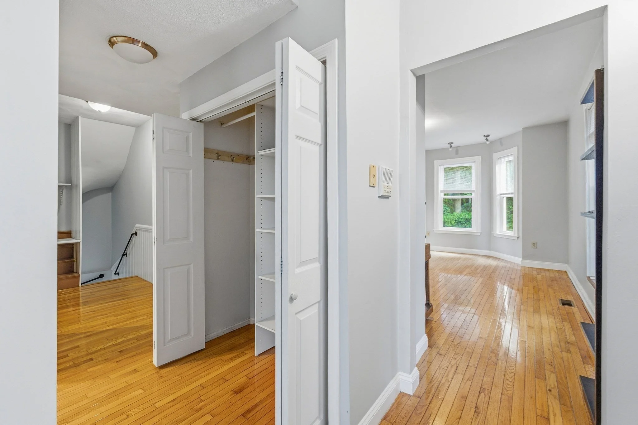 3 bed, 2 bath apartment for rent at 14 Thwing St Unit 1, Roxbury — photo 10 of 28