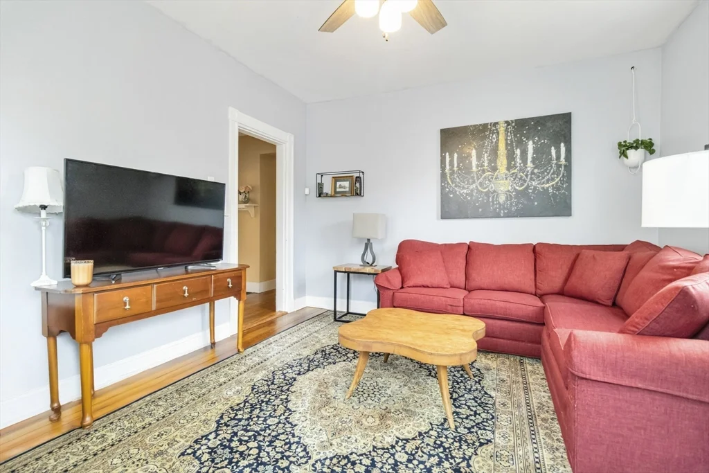 3 bed, 2 bath apartment for rent at 14 Torrey St Unit 1, Dorchester — photo 13 of 20
