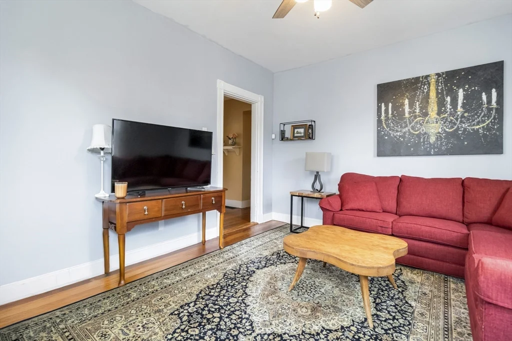 3 bed, 2 bath apartment for rent at 14 Torrey St Unit 1, Dorchester — photo 14 of 20