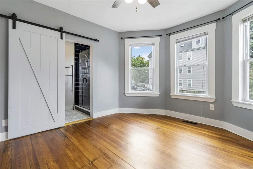3 bed, 2 bath apartment for rent at 14 Torrey St Unit 1, Dorchester — photo 9 of 20