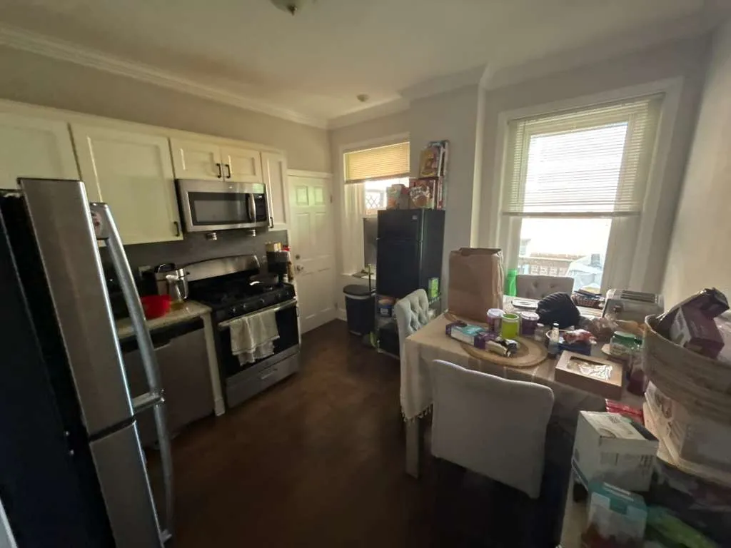 3 bed, 1 bath apartment for rent at 14 Townsend St Unit 4, Roxbury — photo 9 of 13