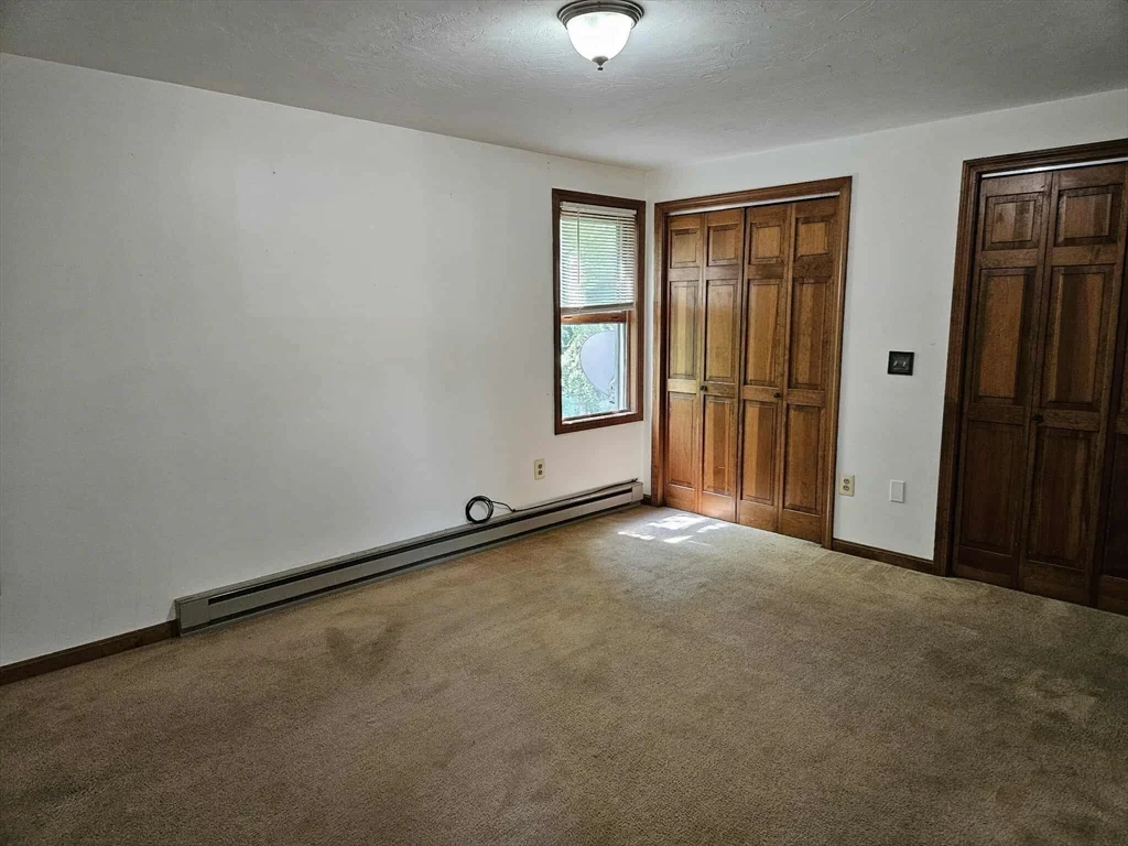 3 bed, 1 bath apartment for rent at 14 Travis Unit 1, Worcester — photo 7 of 16