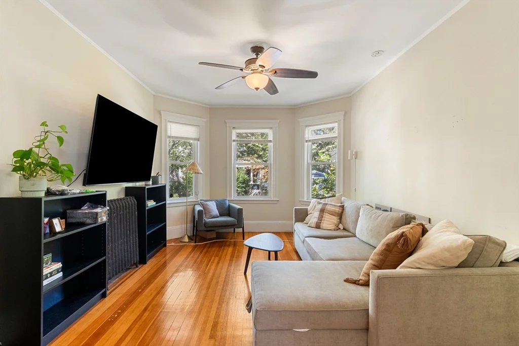 2 bed, 2 bath apartment for rent at 14 Trescott Unit 1, Dorchester — photo 1 of 23