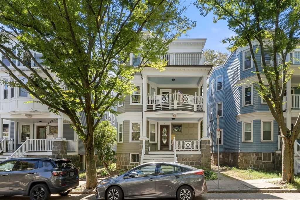 2 bed, 2 bath apartment for rent at 14 Trescott Unit 1, Dorchester — photo 22 of 23