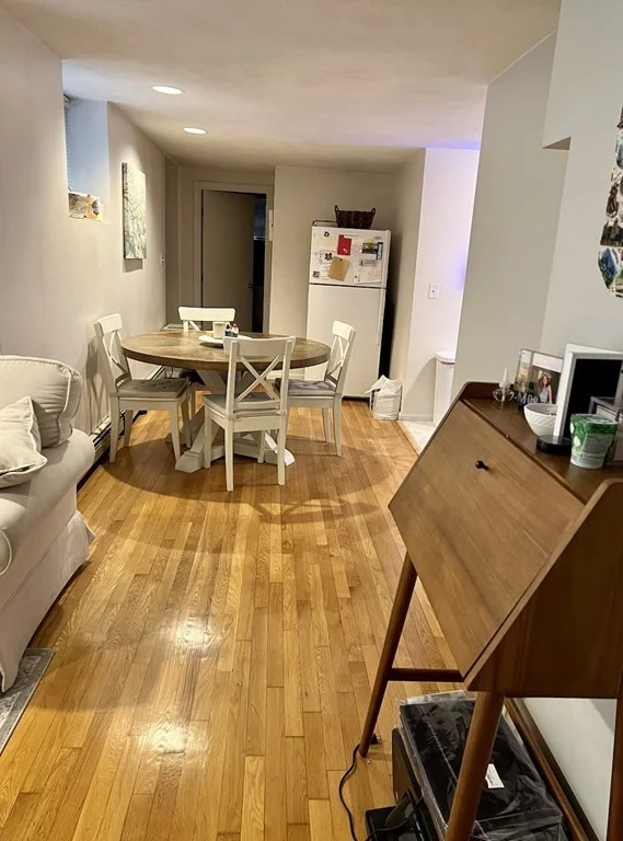 2 bed, 1 bath apartment for rent at 14 Trowbridge Unit 1, Harvard Square — photo 5 of 13