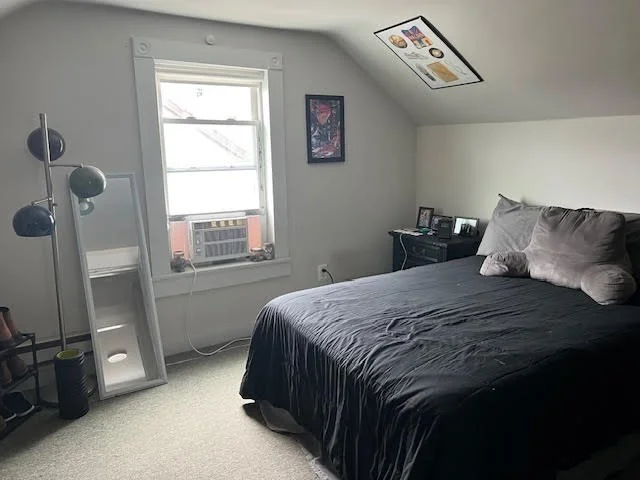 3 bed, 2 bath apartment for rent at 14 Tuckerman Unit 2, South Boston — photo 5 of 9