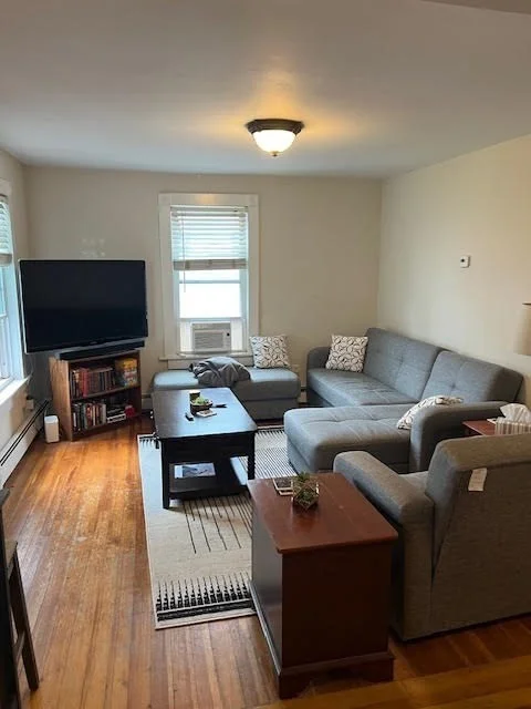 3 bed, 2 bath apartment for rent at 14 Tuckerman Unit 2, South Boston