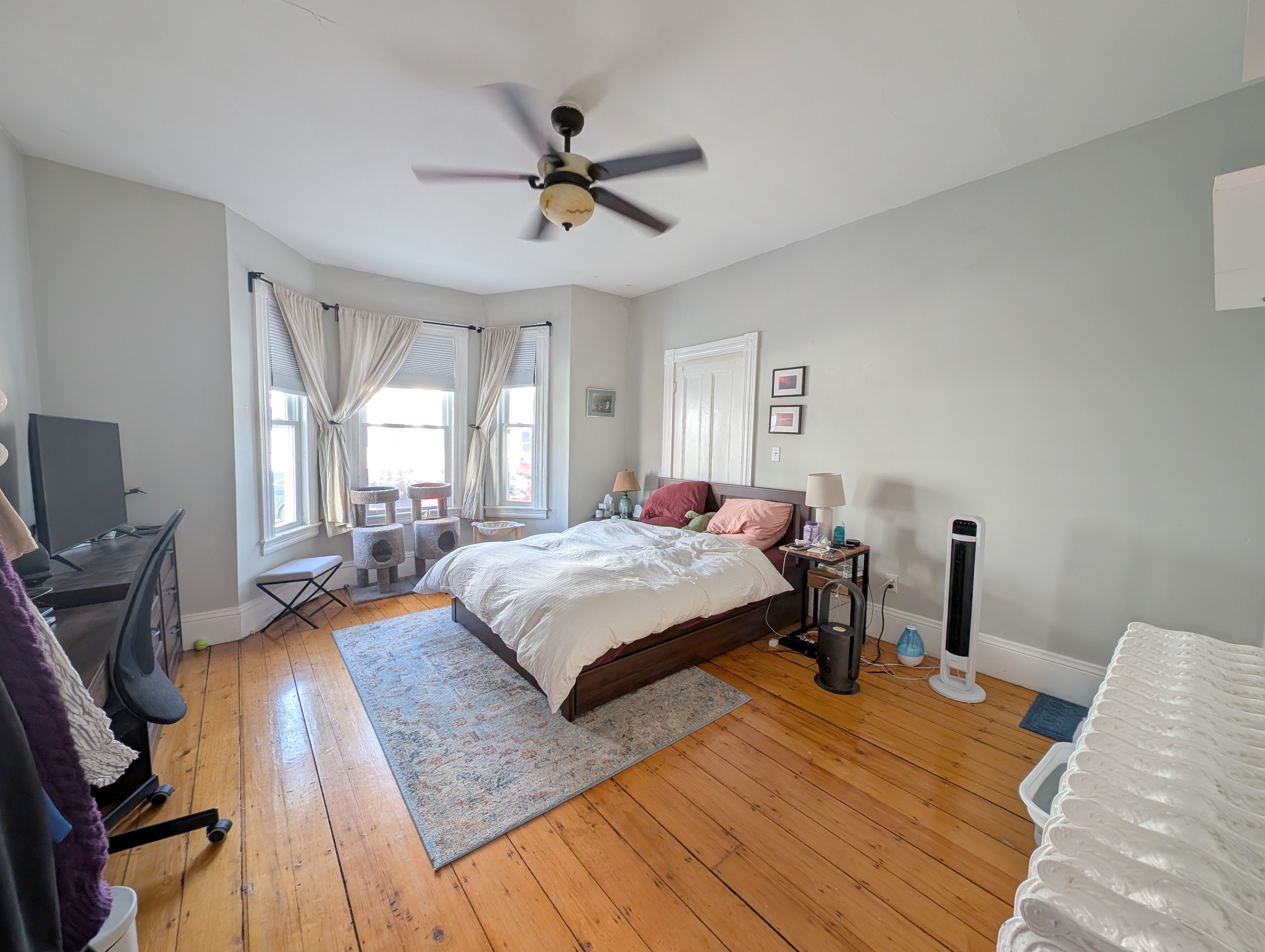 2 bed, 1 bath apartment for rent at 14 Tufts St Unit 1, Cambridgeport — photo 3 of 18