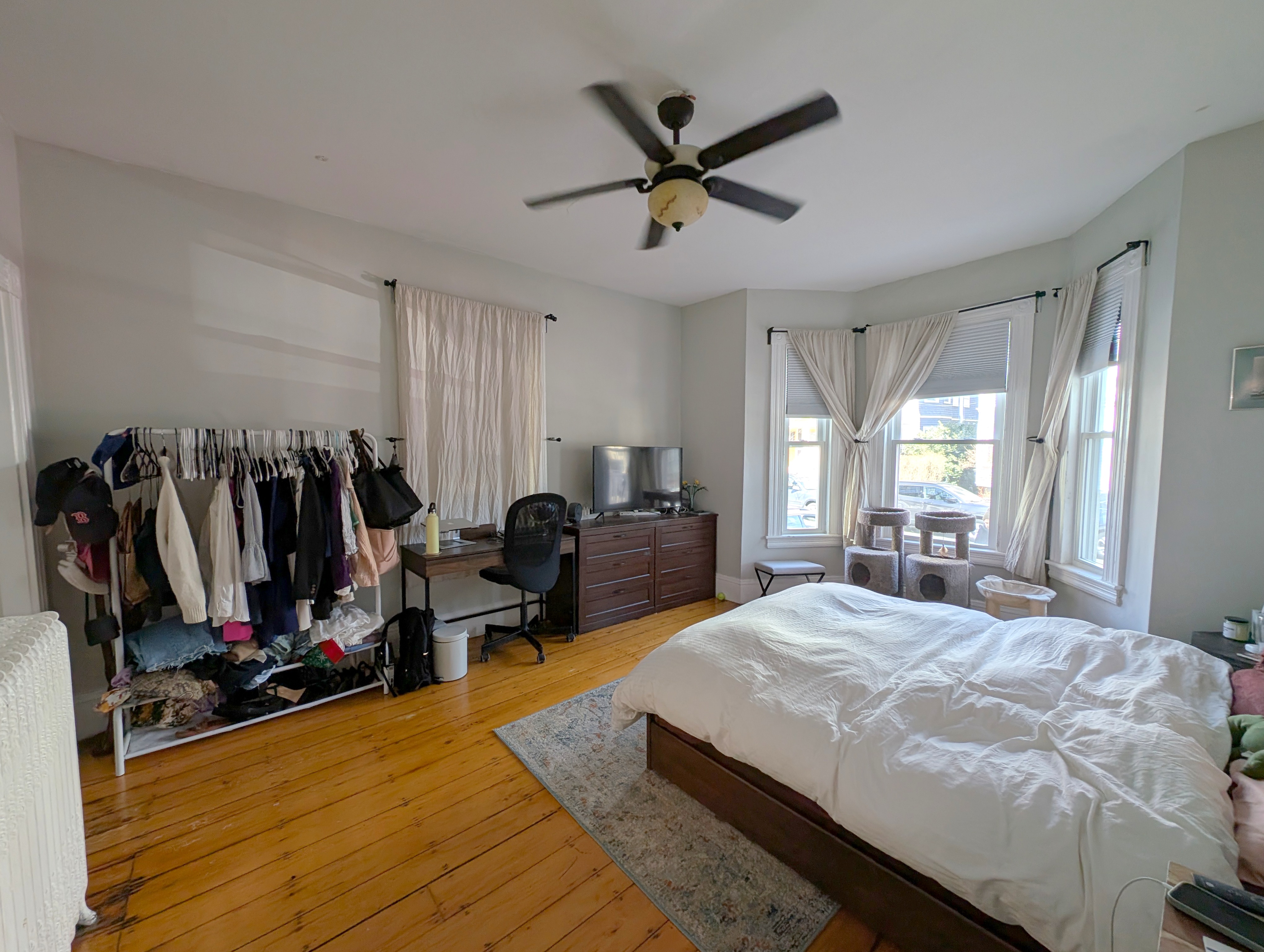 2 bed, 1 bath apartment for rent at 14 Tufts St Unit 1, Cambridgeport — photo 4 of 18