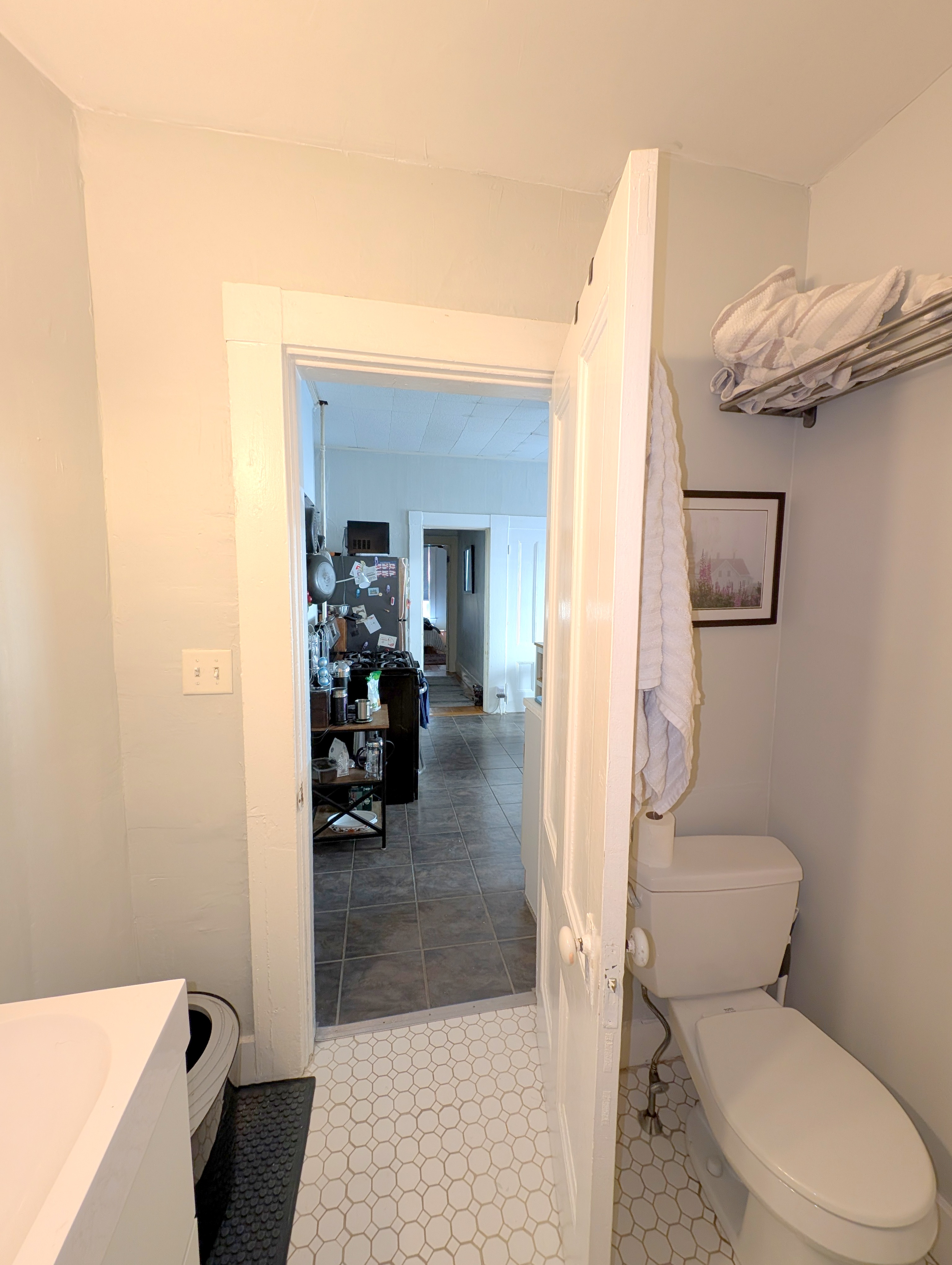 2 bed, 1 bath apartment for rent at 14 Tufts St Unit 1, Cambridgeport — photo 10 of 18