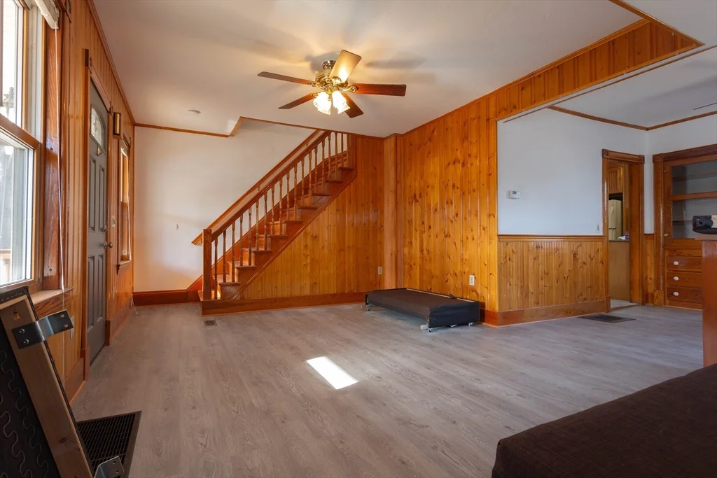 2 bed, 1 bath apartment for rent at 14 Vanness Rd, Weymouth — photo 5 of 10