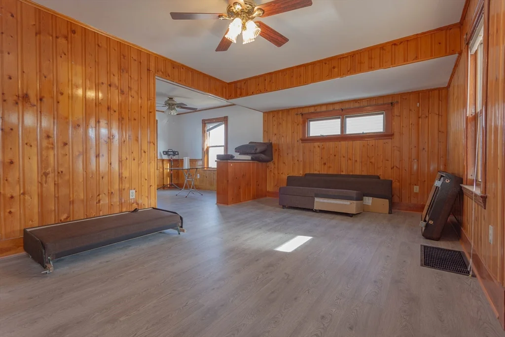 2 bed, 1 bath apartment for rent at 14 Vanness Rd, Weymouth — photo 6 of 10