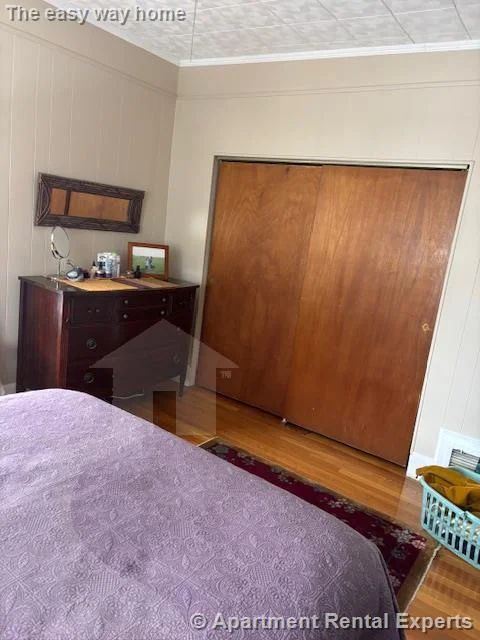 2 bed, 1 bath apartment for rent at 14 Virginia St, Sullivan Square — photo 9 of 21