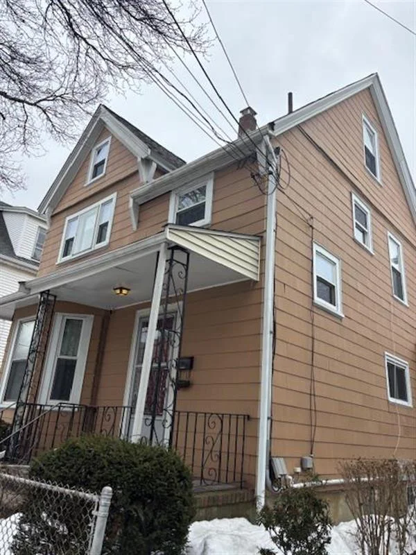 2 bed, 1 bath apartment for rent at 14 Virginia St Unit 2, Winter Hill — photo 18 of 21