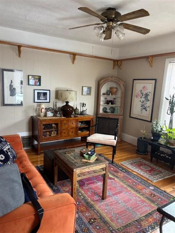 2 bed, 1 bath apartment for rent at 14 Virginia St Unit 2, Winter Hill — photo 1 of 21