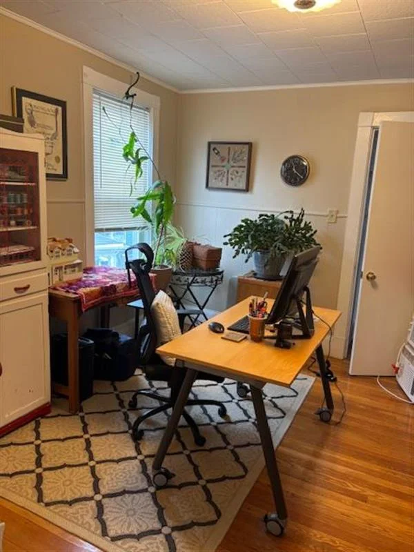 2 bed, 1 bath apartment for rent at 14 Virginia St Unit 2, Winter Hill — photo 6 of 21