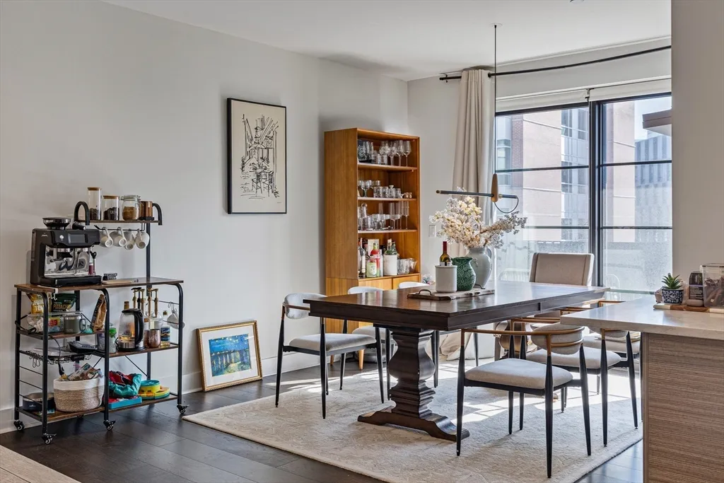 2 bed, 2 bath apartment for rent at 14 West Broadway Unit 307, South Boston — photo 5 of 16