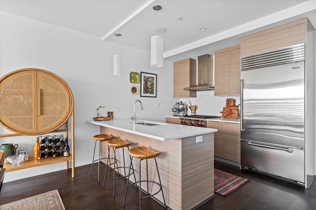 2 bed, 2 bath apartment for rent at 14 West Broadway Unit 703, South Boston — photo 2 of 9