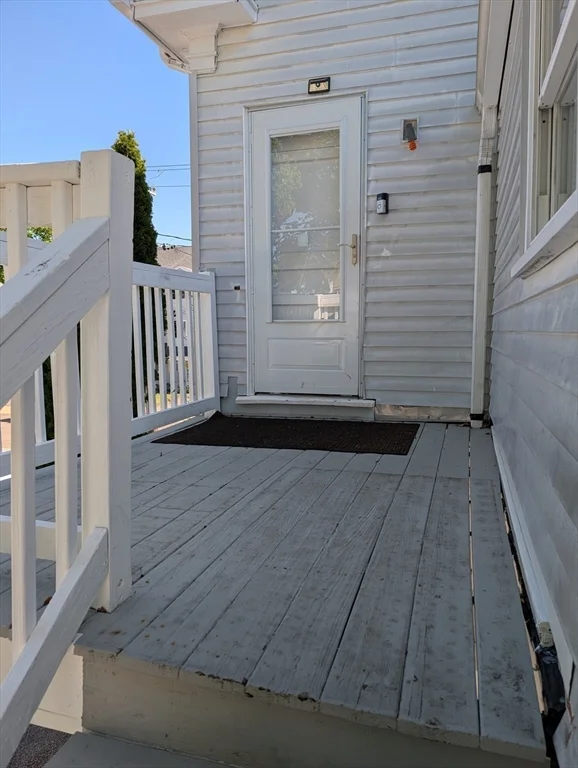 2 bed, 1 bath apartment for rent at 14 Wadsworth Ave Unit 2, South Waltham — photo 4 of 14