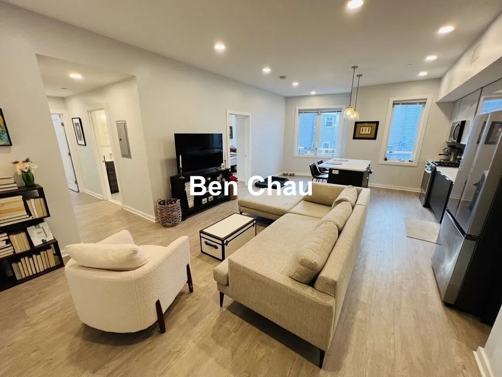 2 bed, 2 bath apartment for rent at 14 Ward St Unit 102B, Ward Two — photo 2 of 12
