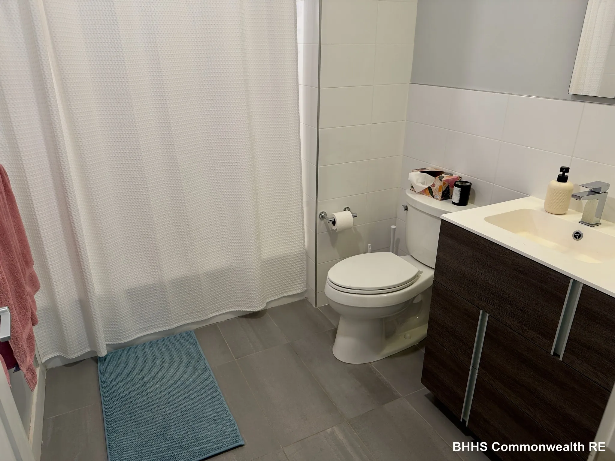 1 bed, 1 bath apartment for rent at 14 Ward St Unit 201, Ward Two — photo 6 of 20