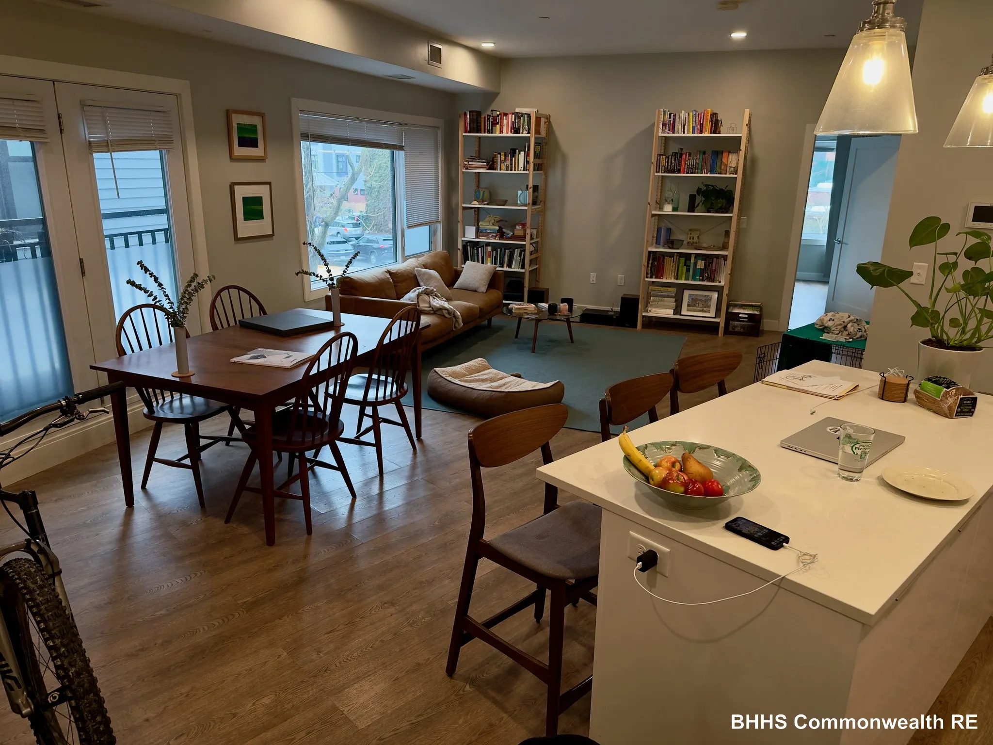 1 bed, 1 bath apartment for rent at 14 Ward St Unit 201, Ward Two — photo 3 of 20