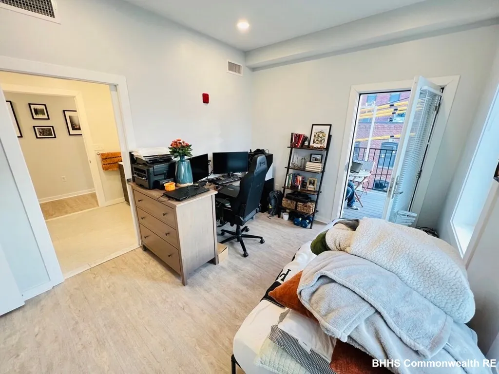 2 bed, 2 bath apartment for rent at 14 Ward St Unit 303, Ward Two — photo 27 of 36