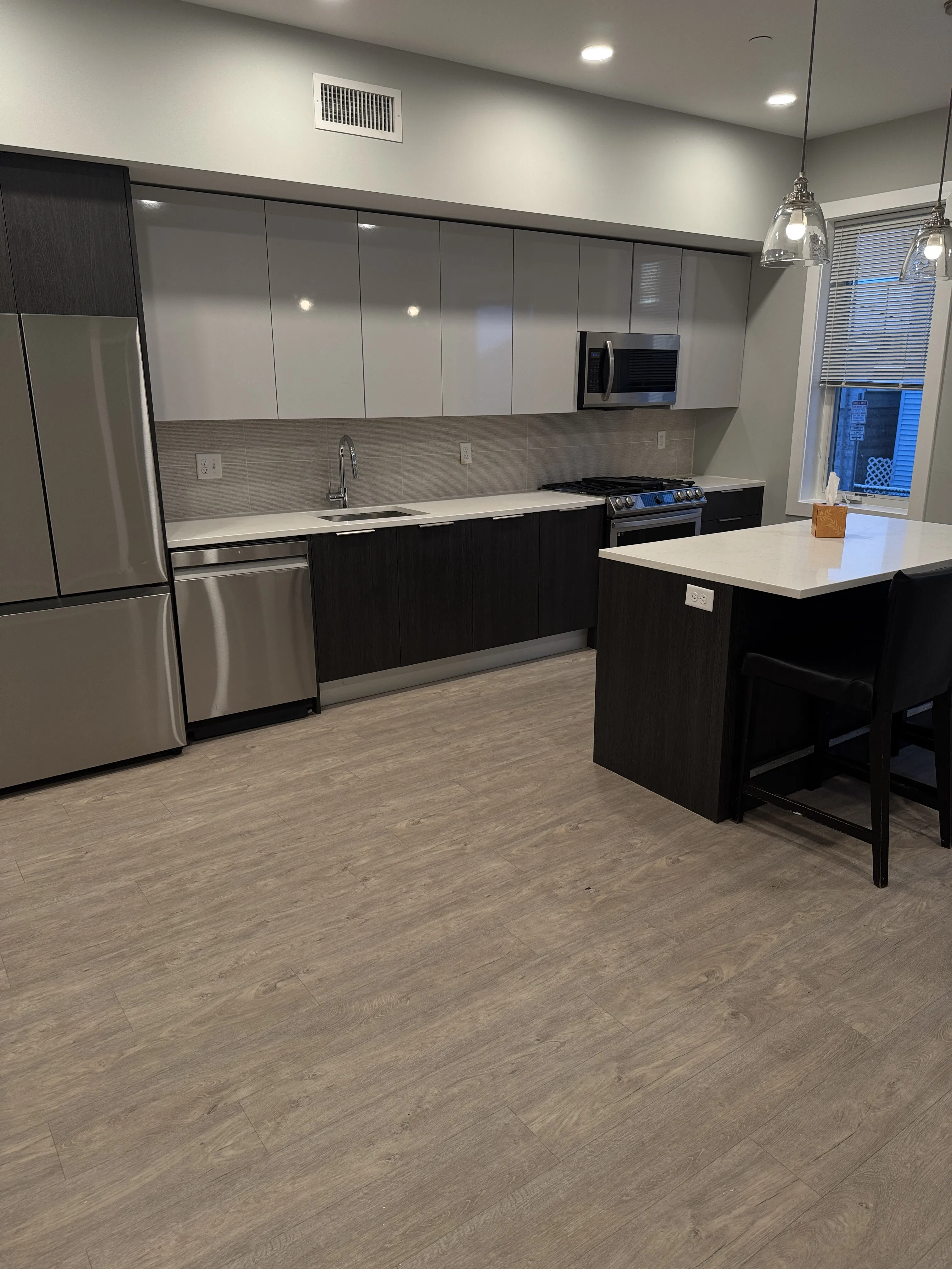 2 bed, 2 bath apartment for rent at 14 Ward St Unit 303, Ward Two — photo 4 of 36