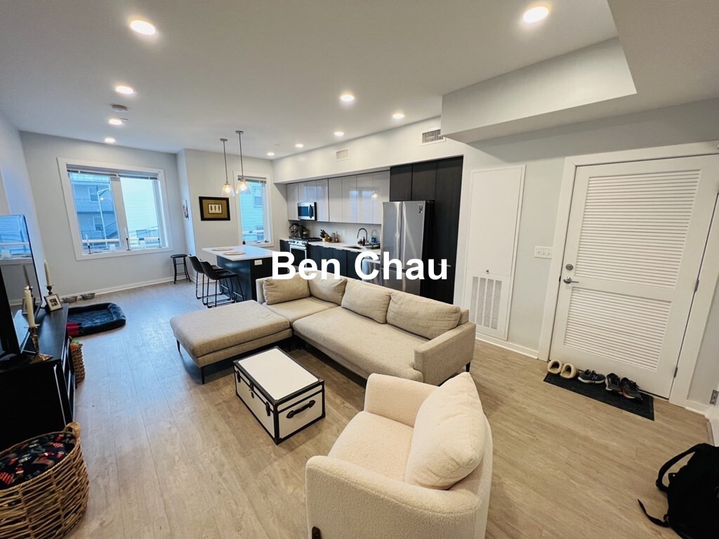 2 bed, 2 bath apartment for rent at 14 Ward St Unit 306B, Ward Two — photo 1 of 12