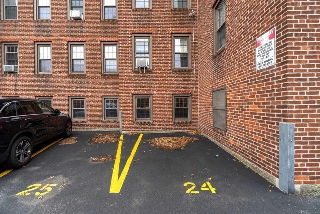 1 bed, 1 bath apartment for rent at 14 Ware St Unit 24, Harvard Square — photo 26 of 26