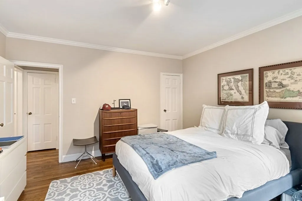 1 bed, 1 bath apartment for rent at 14 Ware St Unit 24, Harvard Square — photo 5 of 26