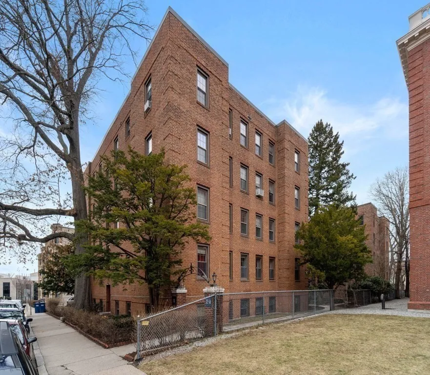 1 bed, 1 bath apartment for rent at 14 Ware St Unit 24, Harvard Square — photo 25 of 26