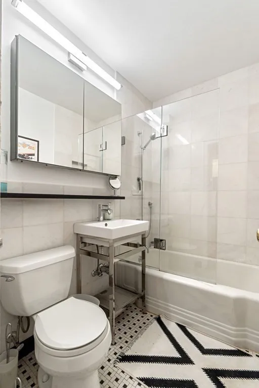 1 bed, 1 bath apartment for rent at 14 Ware St Unit 24, Harvard Square — photo 8 of 26