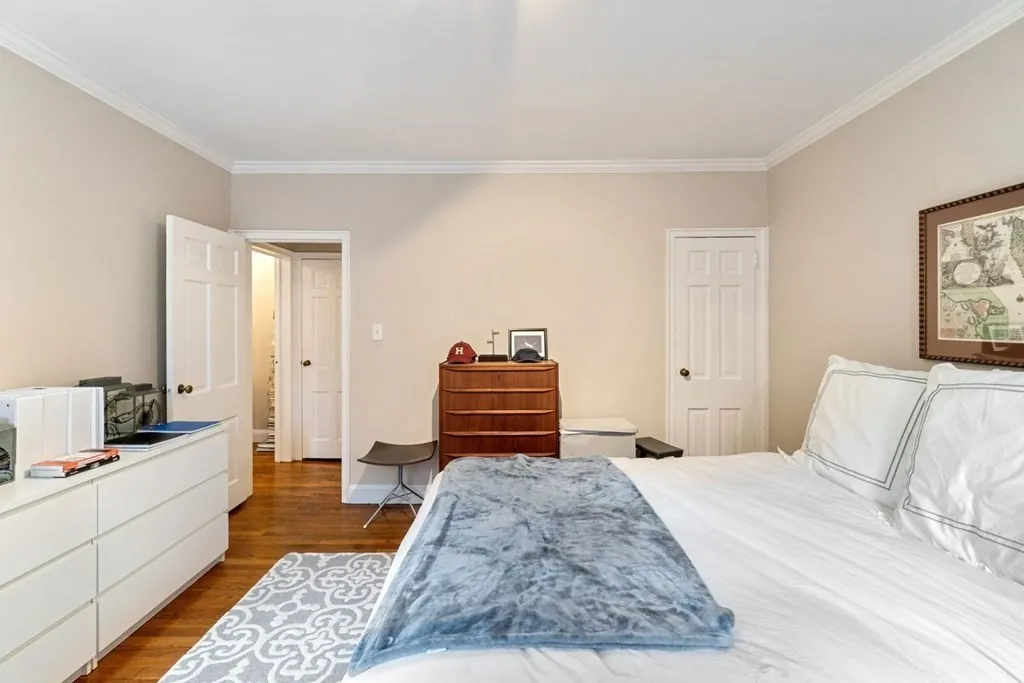 1 bed, 1 bath apartment for rent at 14 Ware St Unit 24, Harvard Square — photo 4 of 26