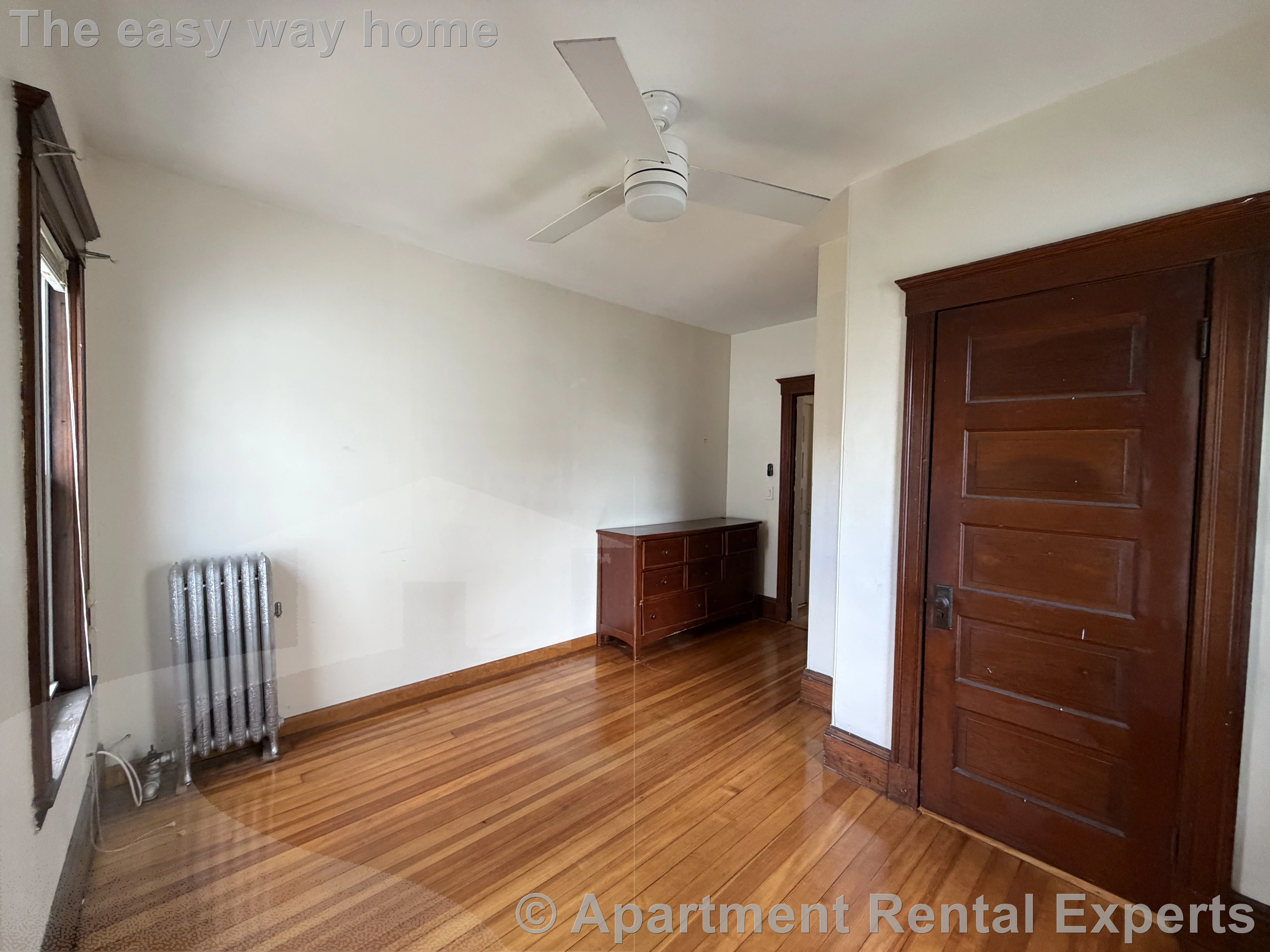 4 bed, 1 bath apartment for rent at 14 Warner St Unit 2, Powder House Square — photo 10 of 16