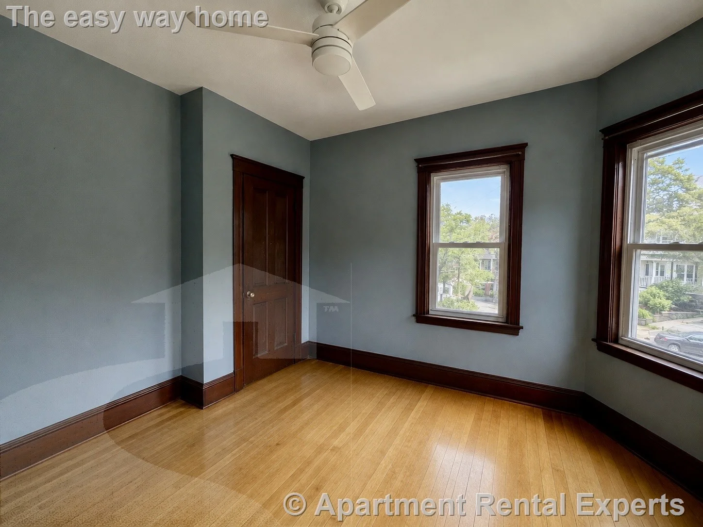 4 bed, 1 bath apartment for rent at 14 Warner St Unit 2, Powder House Square — photo 8 of 16