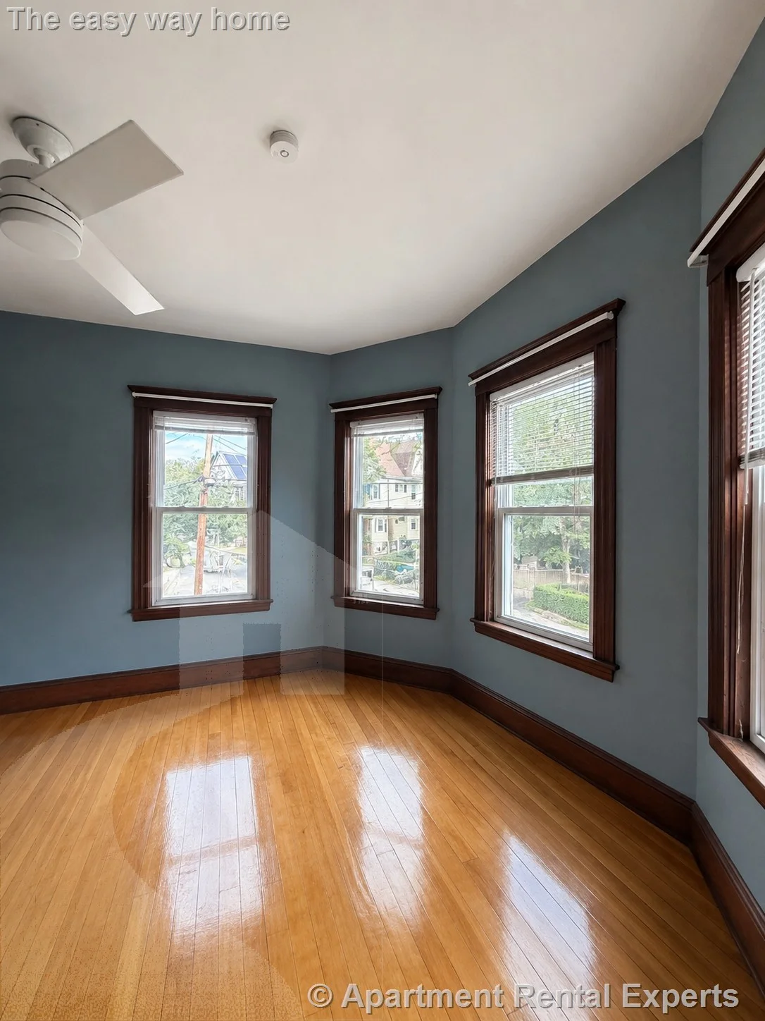 4 bed, 1 bath apartment for rent at 14 Warner St Unit 2, Powder House Square — photo 7 of 16