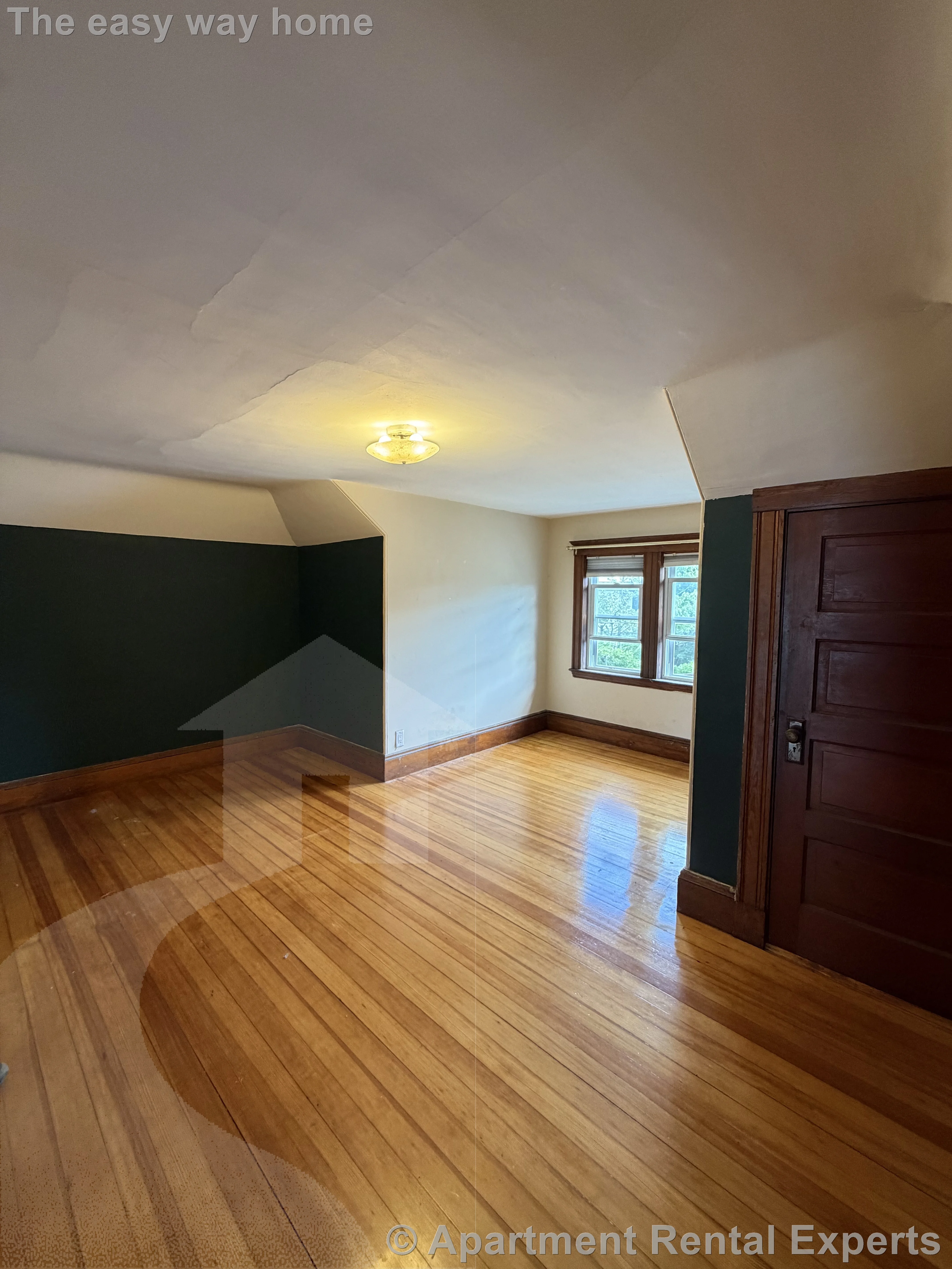 4 bed, 1 bath apartment for rent at 14 Warner St Unit 2, Powder House Square — photo 9 of 16