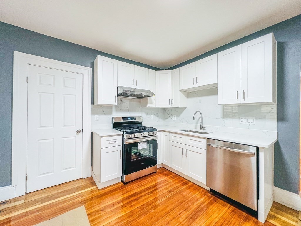 2 bed, 1 bath apartment for rent at 14 Watson St Unit 1, West Somerville — photo 4 of 26