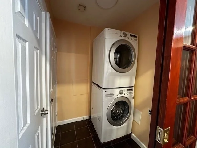 3 bed, 2 bath apartment for rent at 14 Waverley Unit 2, Watertown — photo 11 of 18