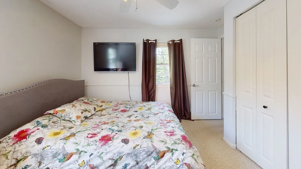 4 bed, 3 bath apartment for rent at 14 Wedgewood Rd, Natick — photo 13 of 25