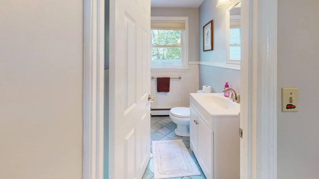 4 bed, 3 bath apartment for rent at 14 Wedgewood Rd, Natick — photo 25 of 25