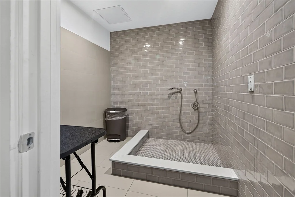 2 bed, 2 bath apartment for rent at 14 West Broadway Unit 307, South Boston — photo 31 of 36