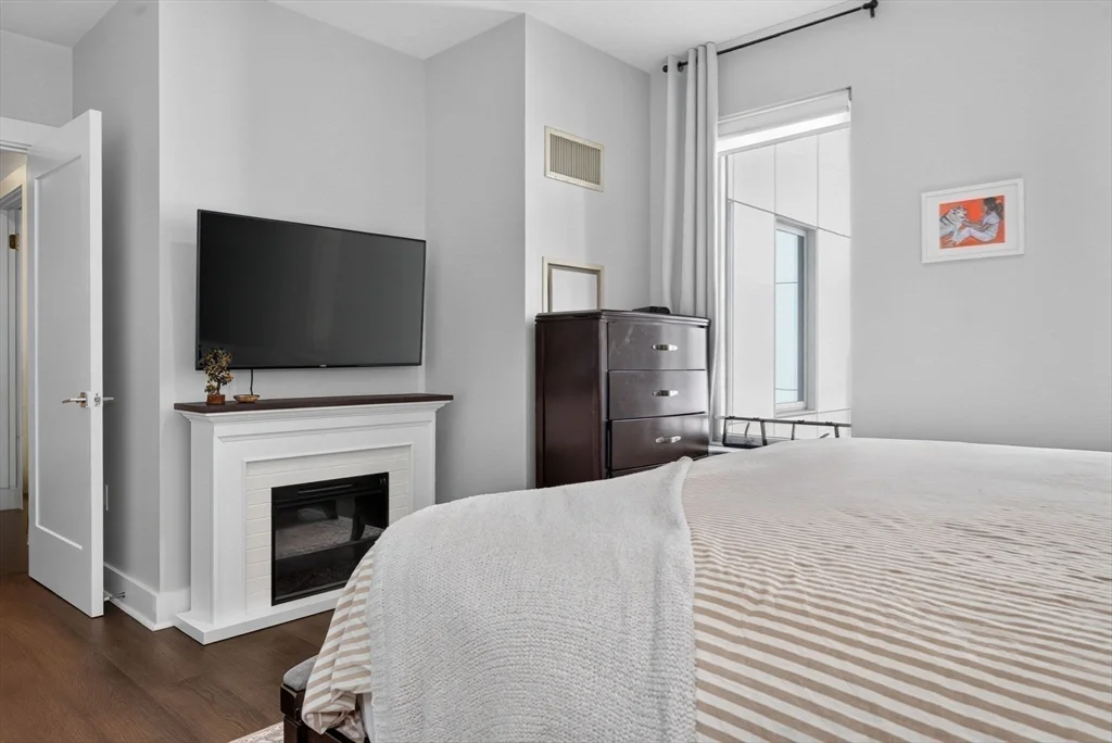 2 bed, 2 bath apartment for rent at 14 West Broadway Unit 307, South Boston — photo 17 of 36