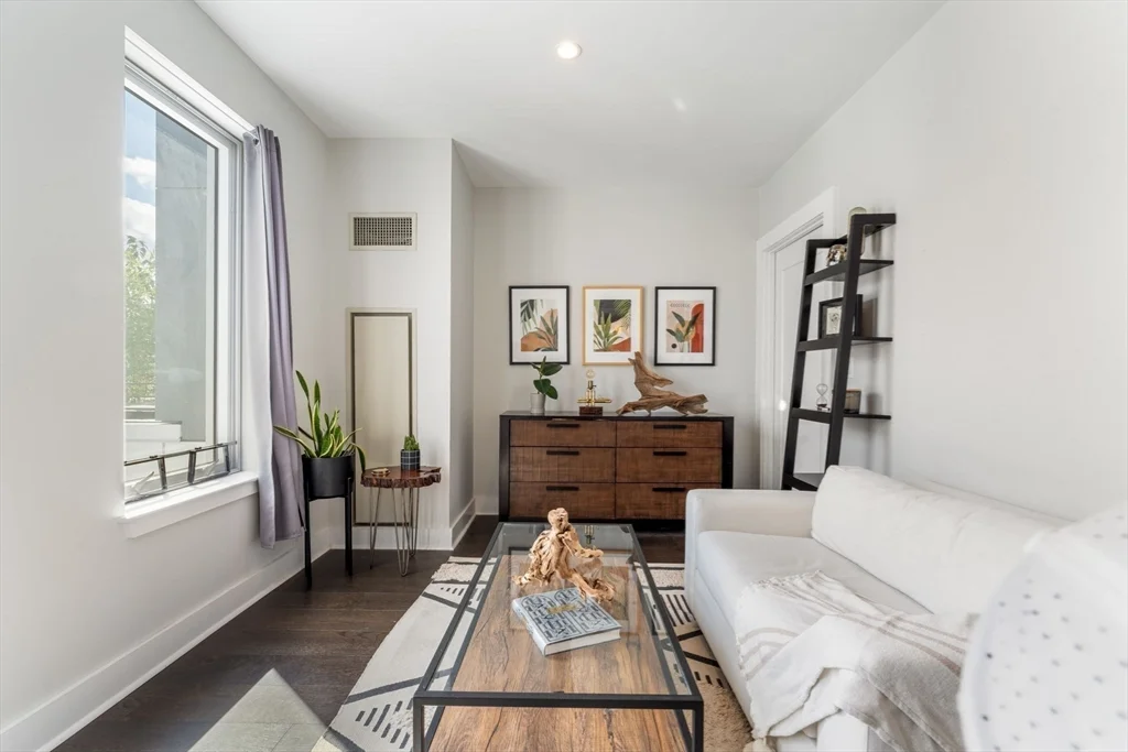 2 bed, 2 bath apartment for rent at 14 West Broadway Unit 705, South Boston — photo 11 of 20
