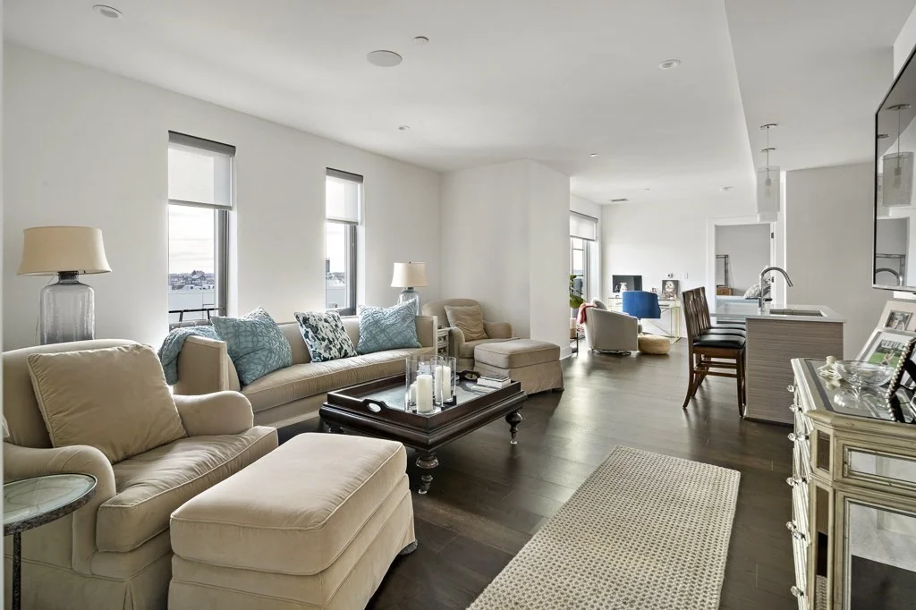 2 bed, 2 bath apartment for rent at 14 West Broadway Unit 803, South Boston — photo 2 of 8